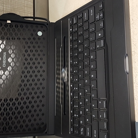 Multi functional keyboard - Picture 3 of 6